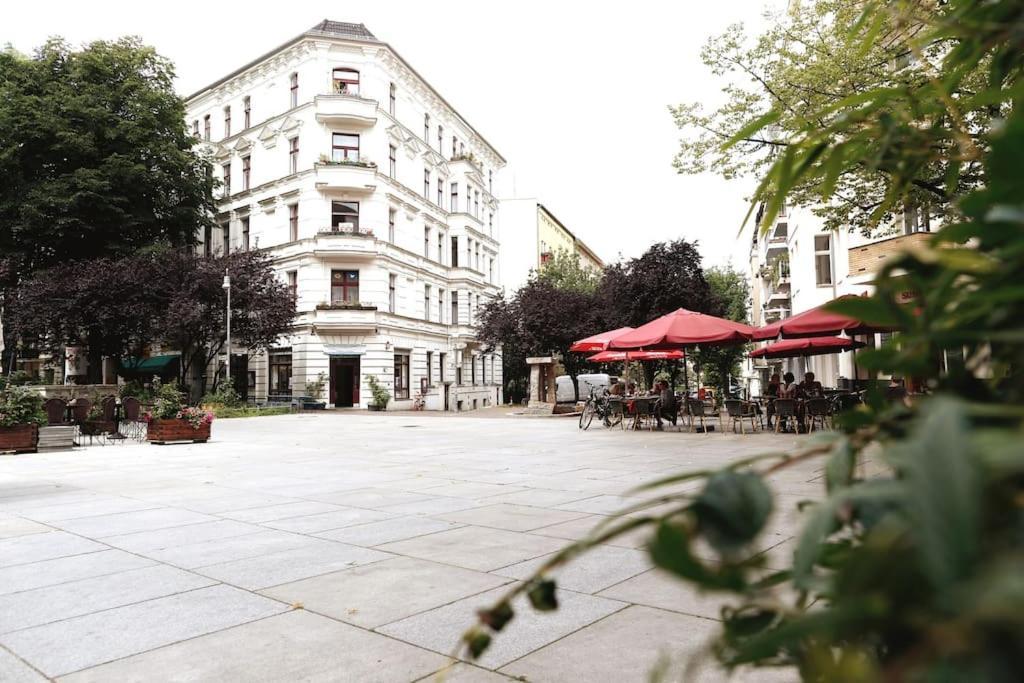 Lang Li By Rockchair L Superhost Status L 2 Bedrooms Boxspringbeds In Center - Cozy Family & Business Flair Welcomes You! Appartement Berlijn