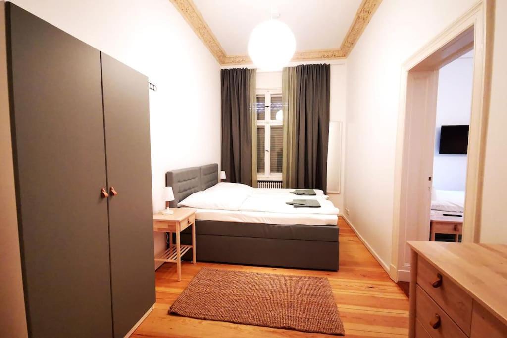 Lang Li By Rockchair L Superhost Status L 2 Bedrooms Boxspringbeds In Center - Cozy Family & Business Flair Welcomes You! Berlijn