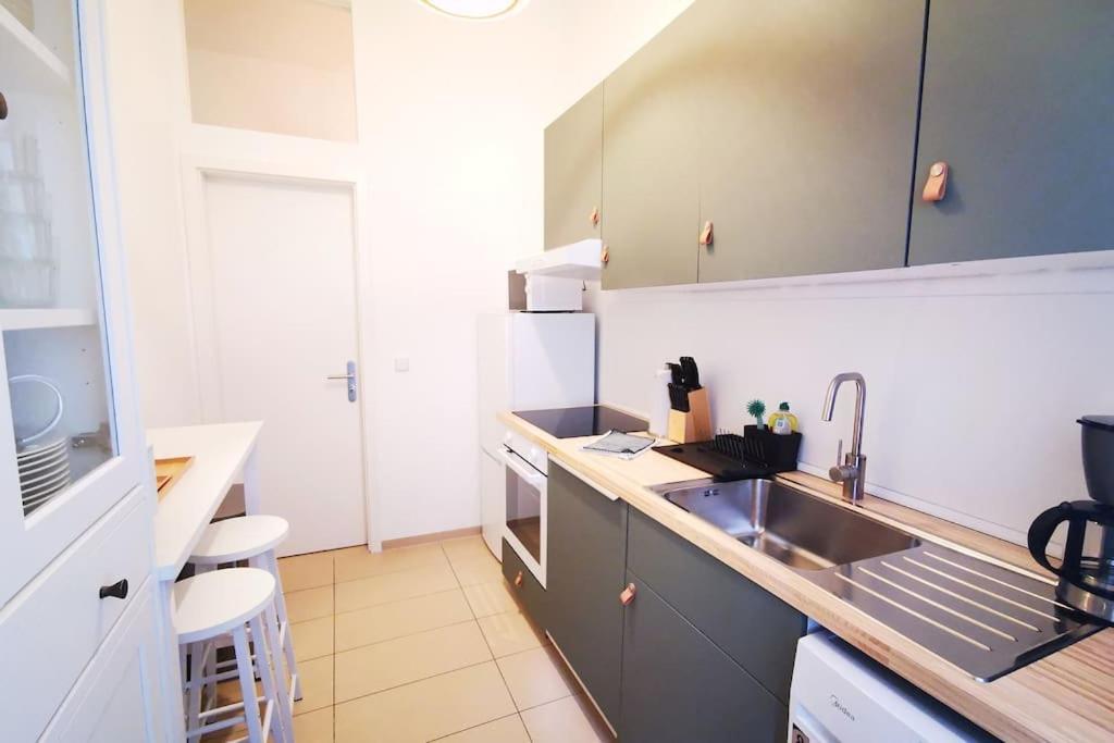 Lang Li By Rockchair L Superhost Status L 2 Bedrooms Boxspringbeds In Center - Cozy Family & Business Flair Welcomes You! Appartement Berlijn