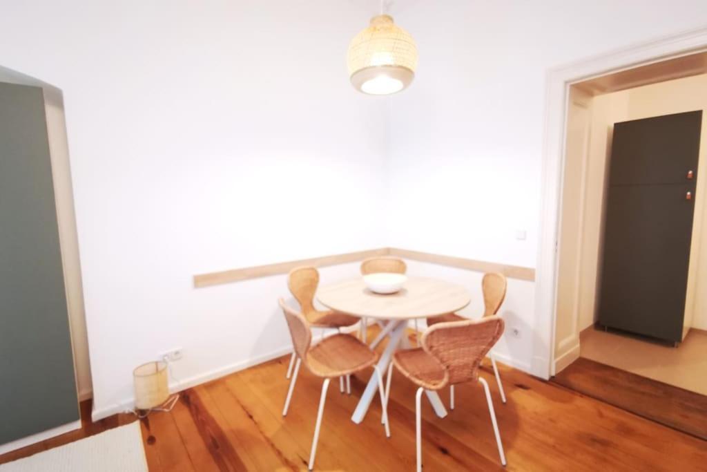 Lang Li By Rockchair L Superhost Status L 2 Bedrooms Boxspringbeds In Center - Cozy Family & Business Flair Welcomes You! Berlijn